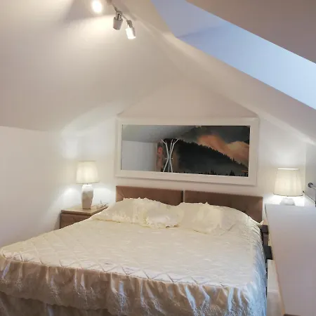 Apartment K2 *