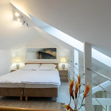 Апартаменты K2 *